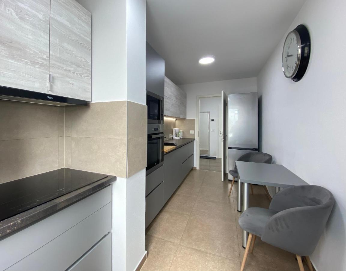 Astoria Apartment - Pet Friendly Brassó Kültér fotó